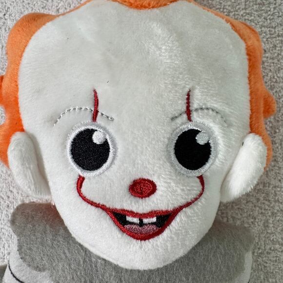 STEPHEN KING'S IT PENNYWISE HORROR PHUNNY PLUSH BY KIDROBOT - Picture 2 of 6